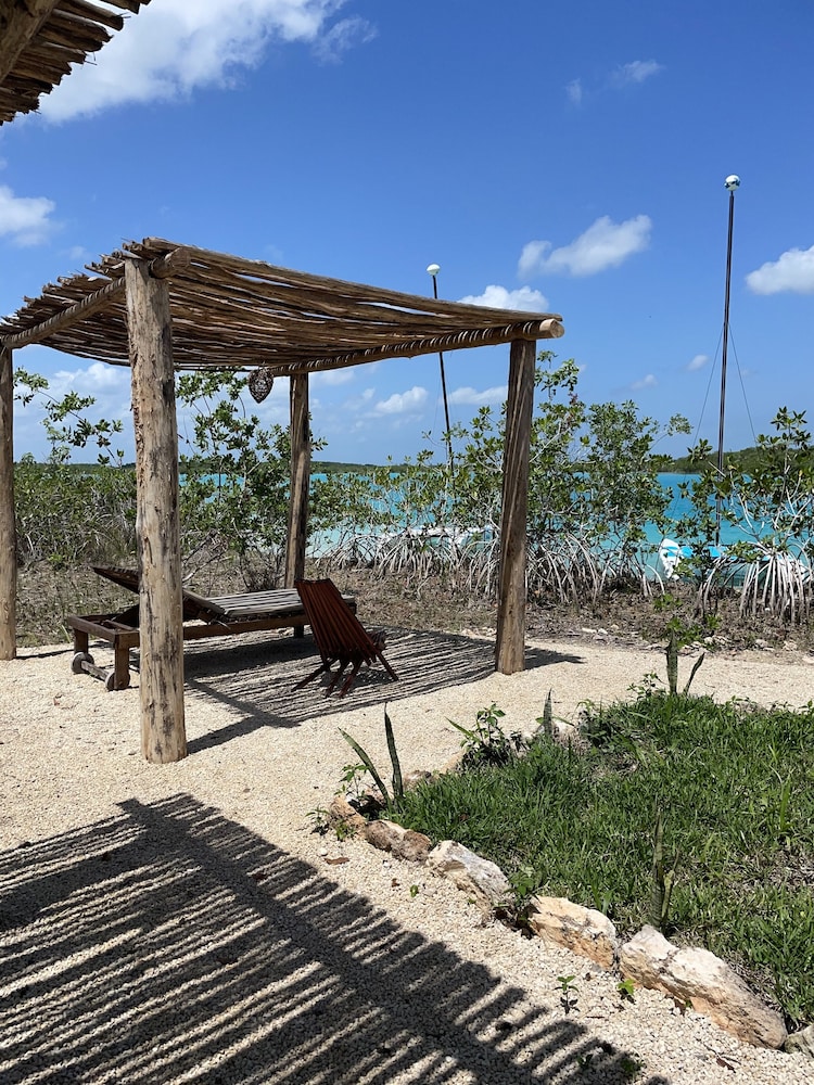 Club Tent, Mixed Dorm, Non Smoking, Lagoon View photo 1