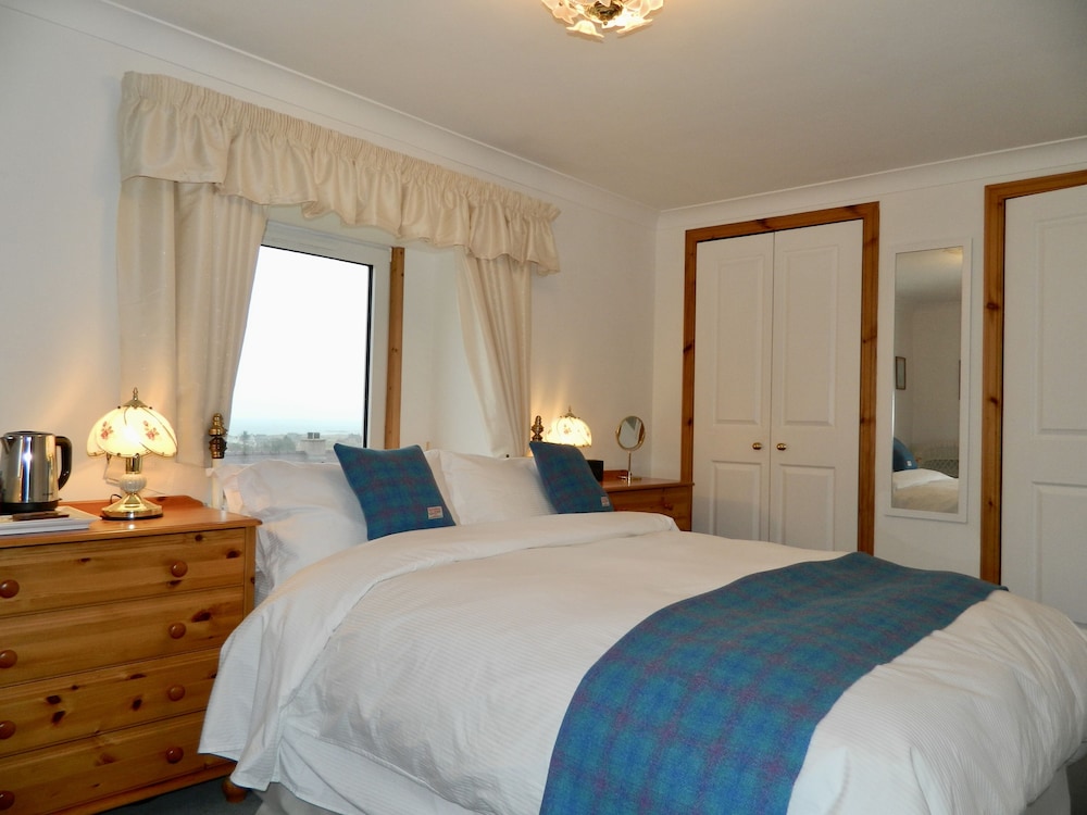 Double Room, Sea View (Room 2) photo 3