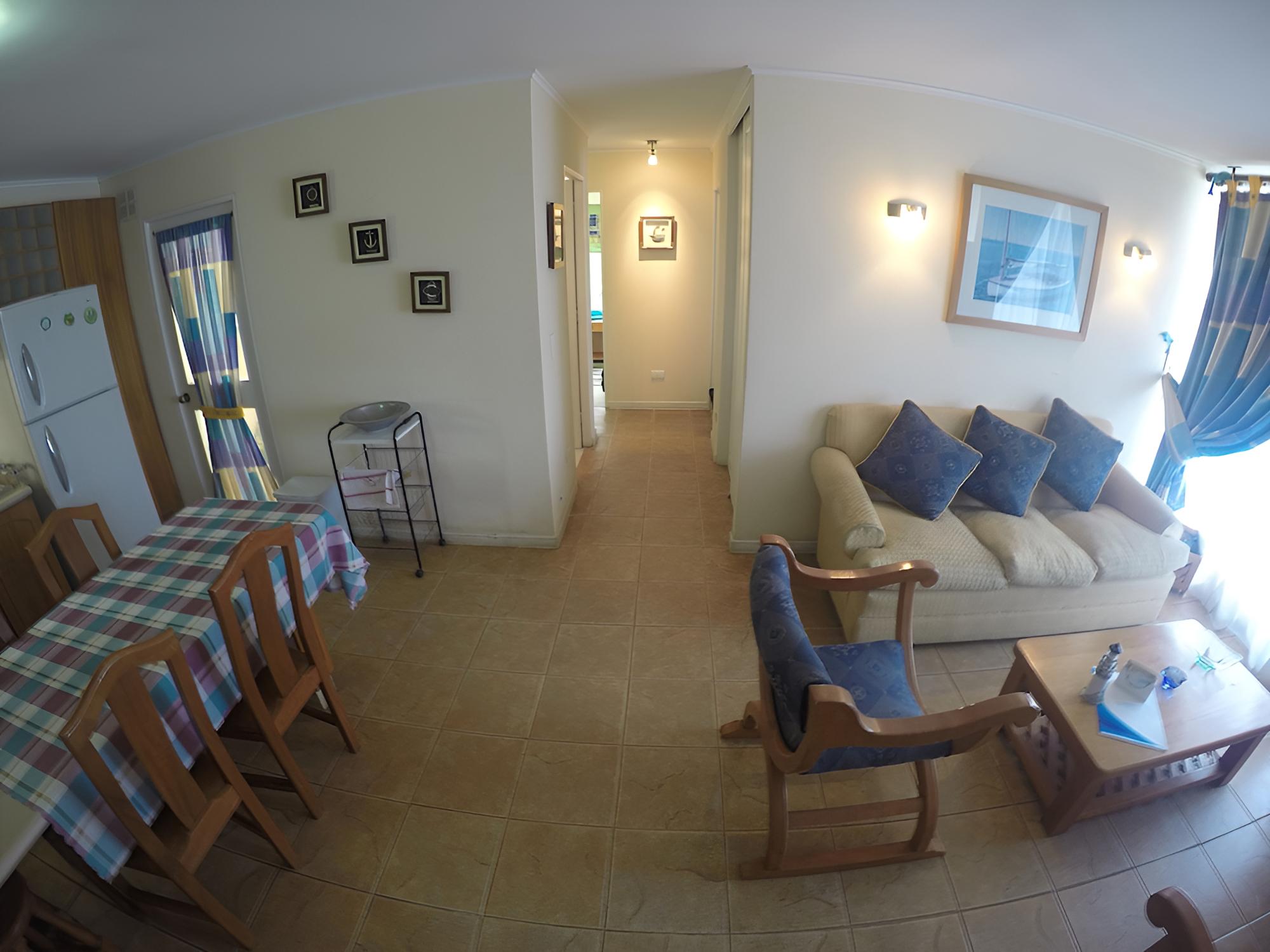 Family Apartment, 3 Bedrooms, 2 Bathrooms, Sea View photo 2