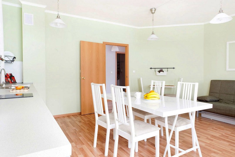 Apartment on Mashinistov, 3-10 photo 2