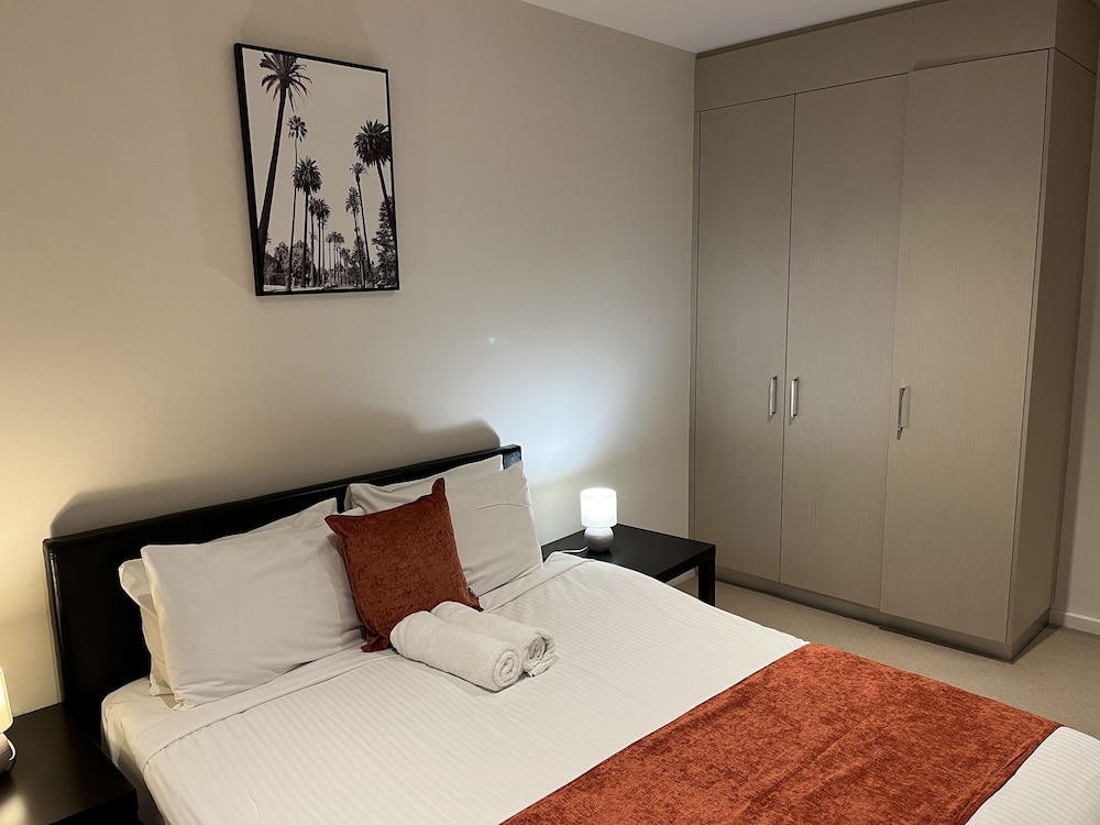 Business Apartment (414) photo 2