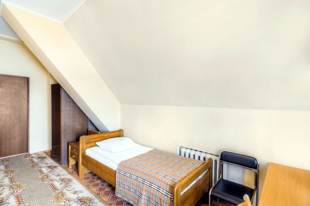 Economy Single Room, Shared Bathroom