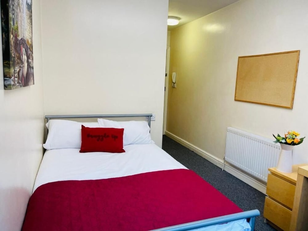 Deluxe Single Room