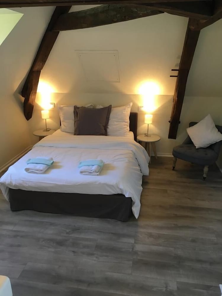 Double Room (2) photo 1