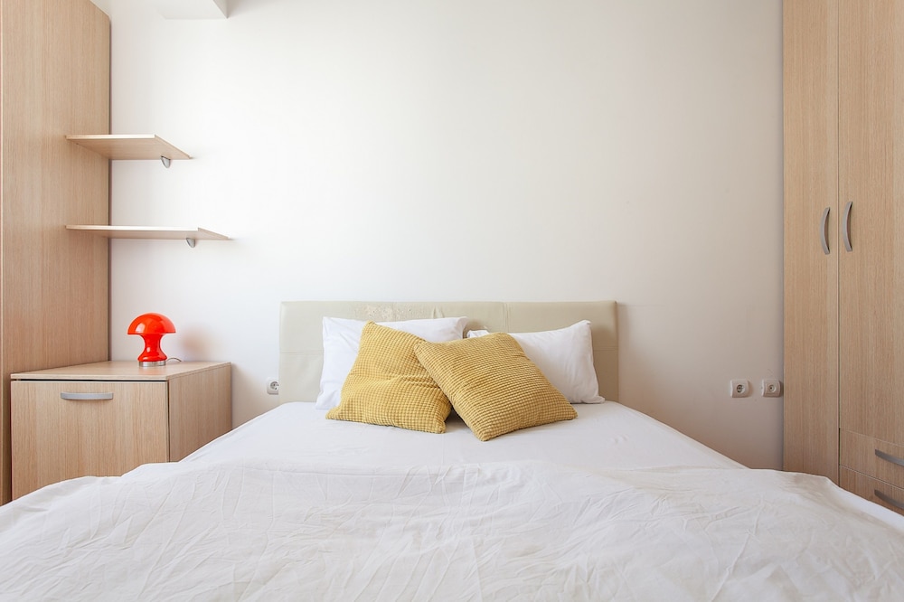 Deluxe Apartment, 1 Queen Bed, Kitchen photo 2
