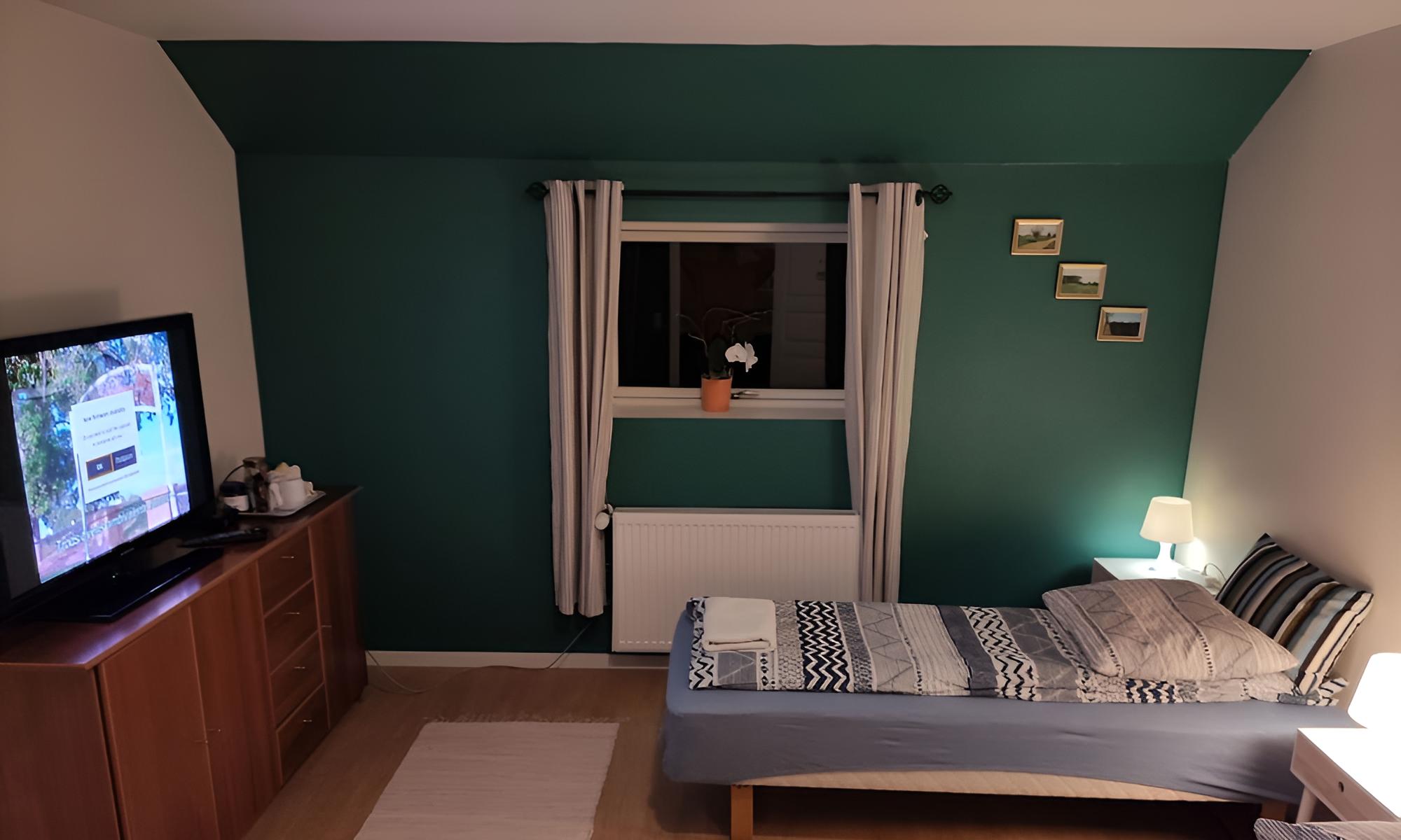 Economy Double Room, Shared Bathroom photo 3