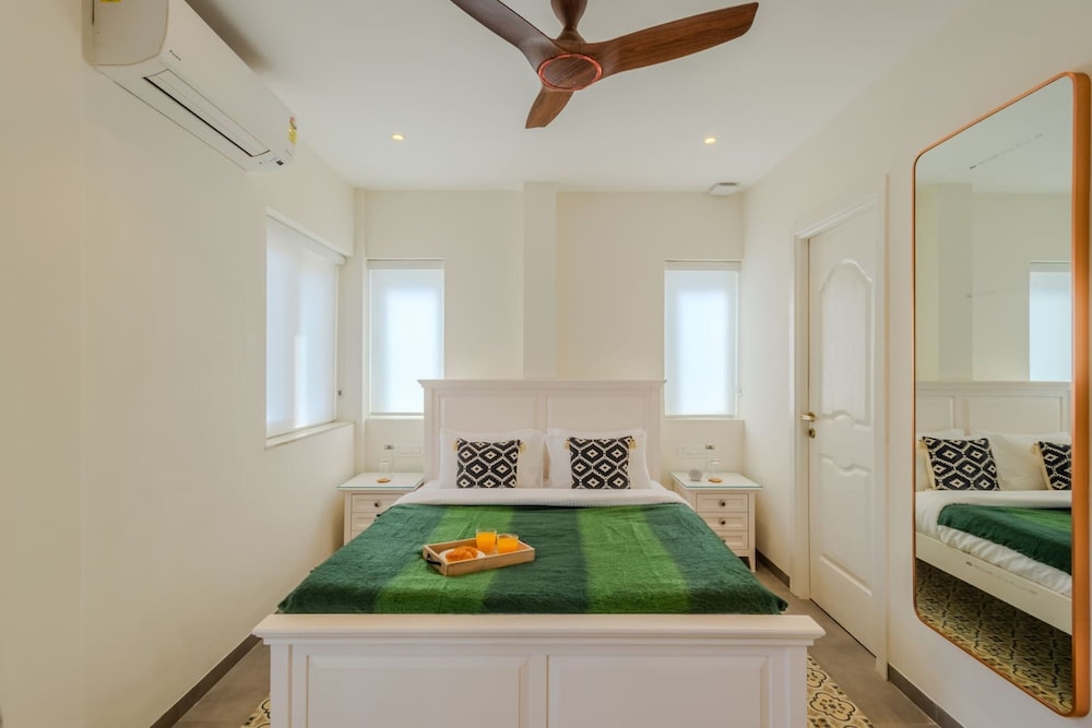 Villa photo 3