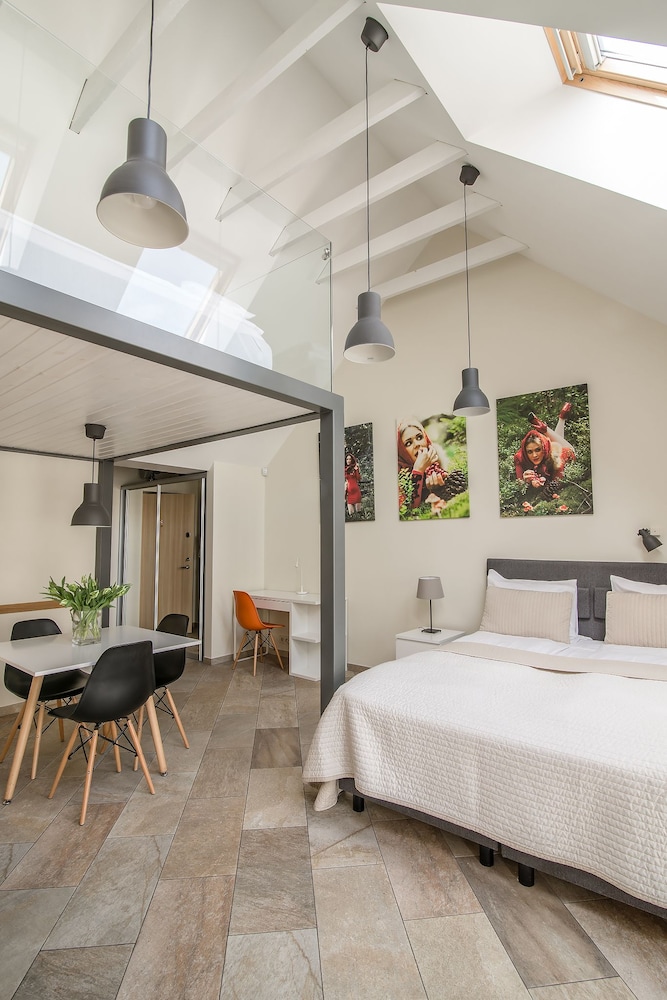 Deluxe Loft, Courtyard View photo 2