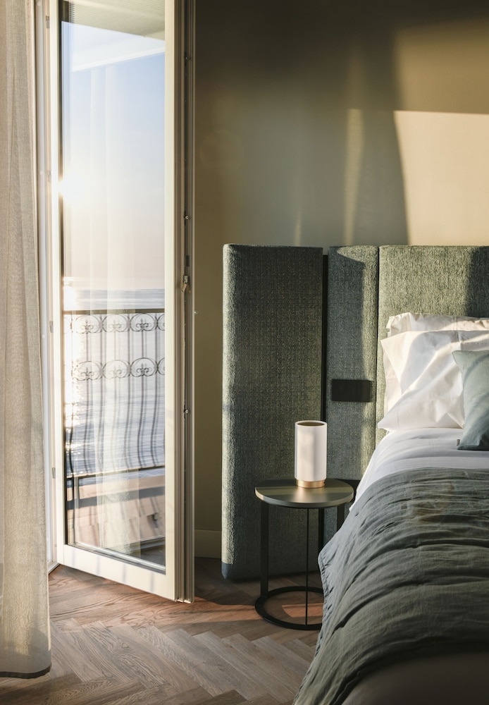 Deluxe Room photo 3