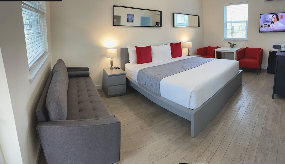 Standard Room, 1 King Bed