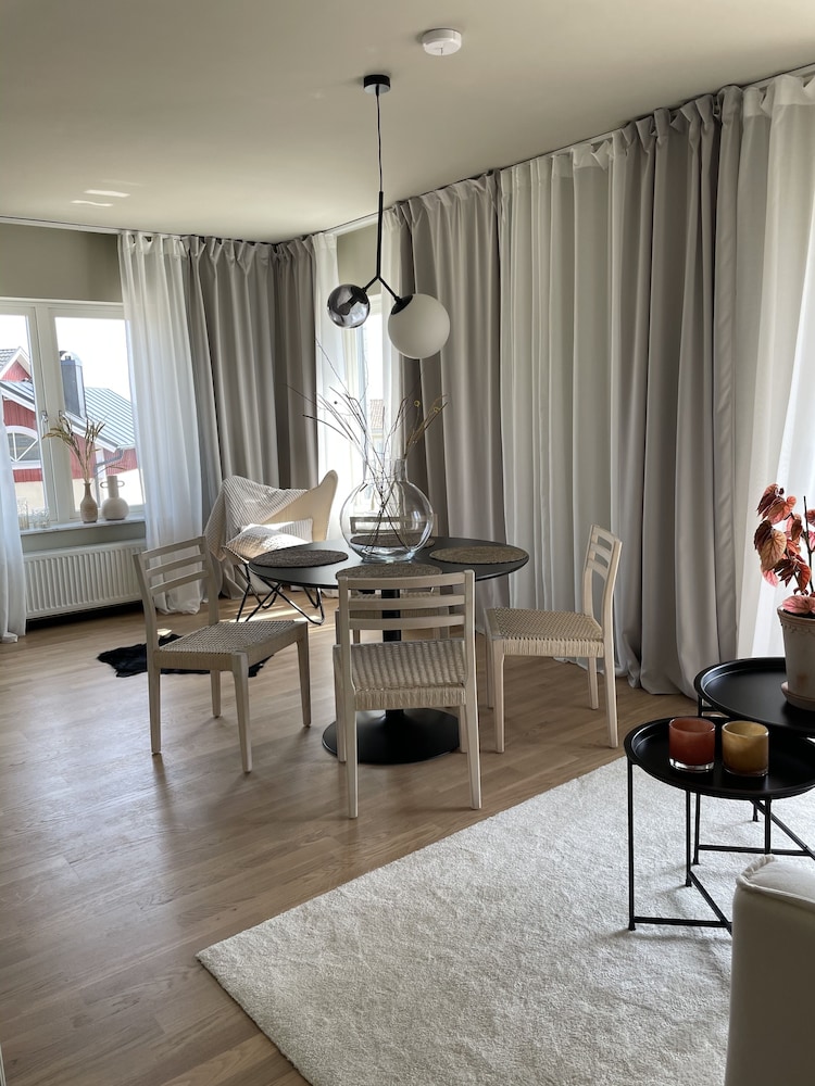 Seaview Suite (1110) Pet Friendly