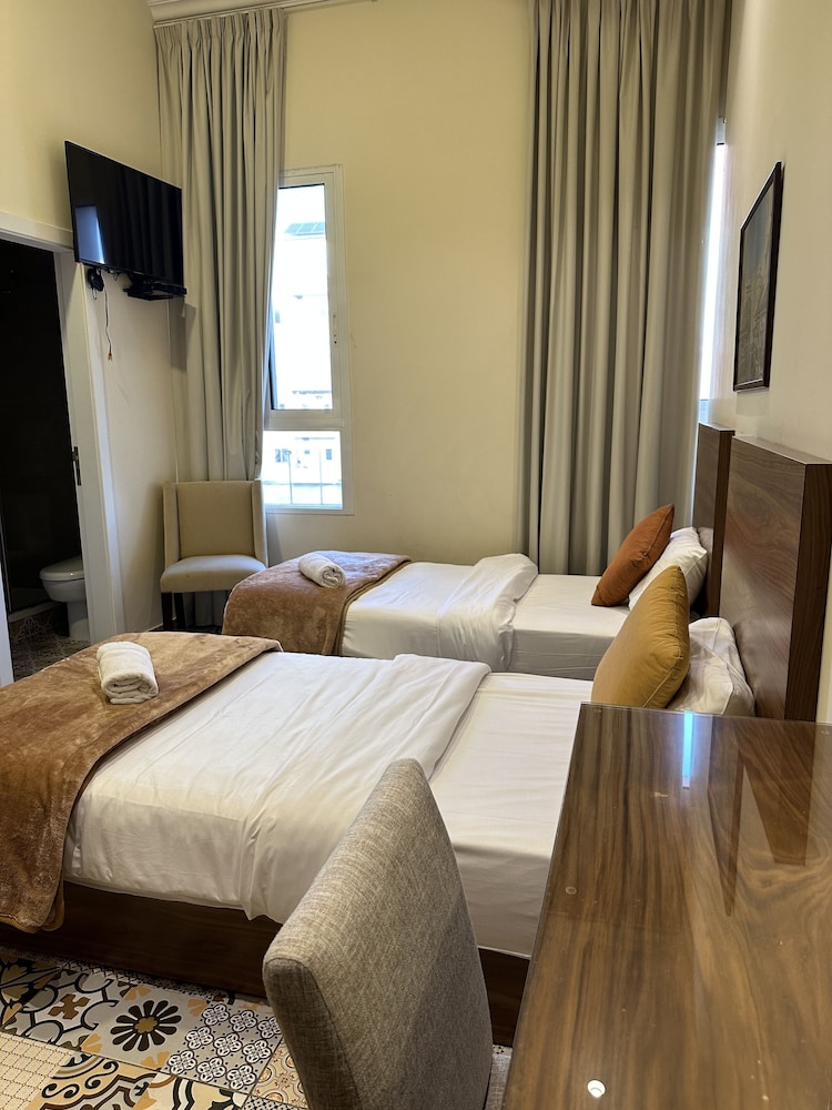 Classic Twin Room