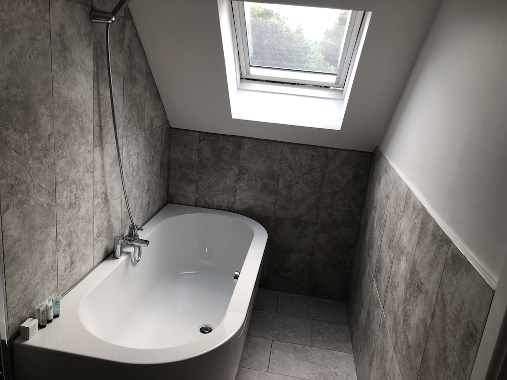 Apartment, Accessible, Ensuite (Double Storey Two bedroom) - Photo 7
