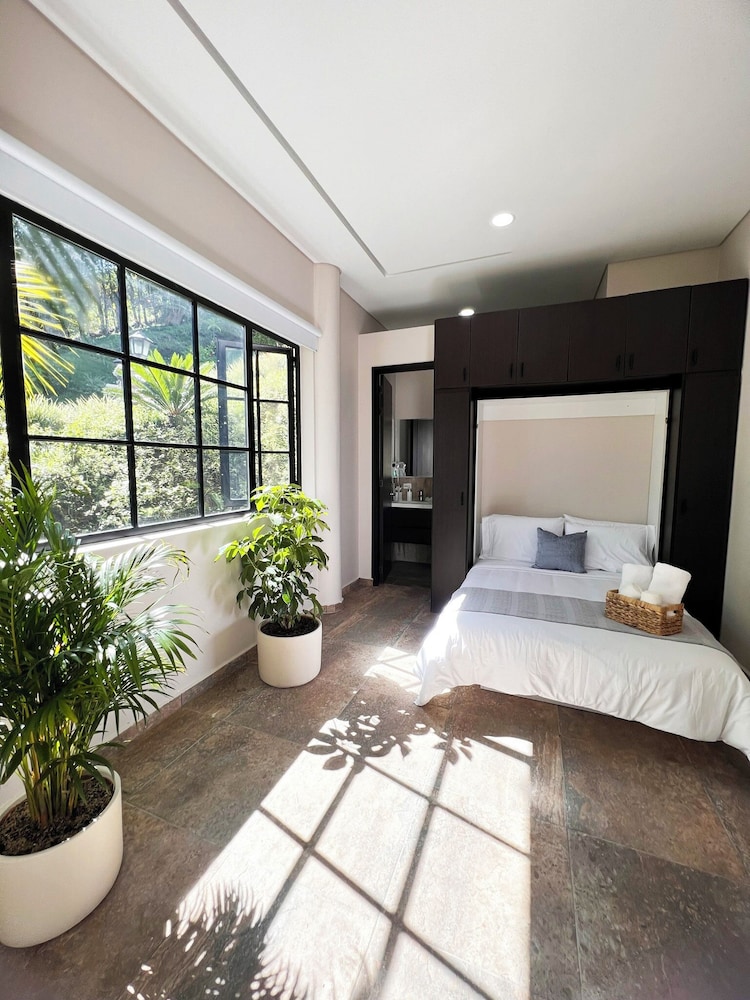 Standard Room photo 3