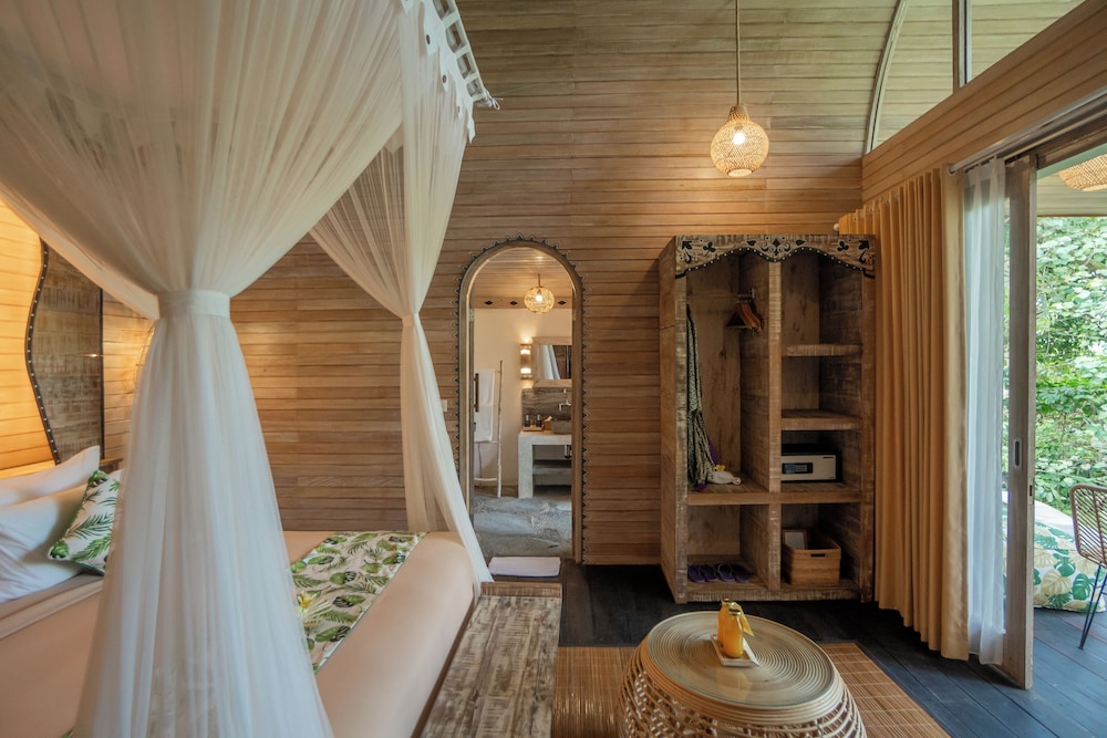 One Bedroom Thermal Pool Villa (with Daily Afternoon Tea)