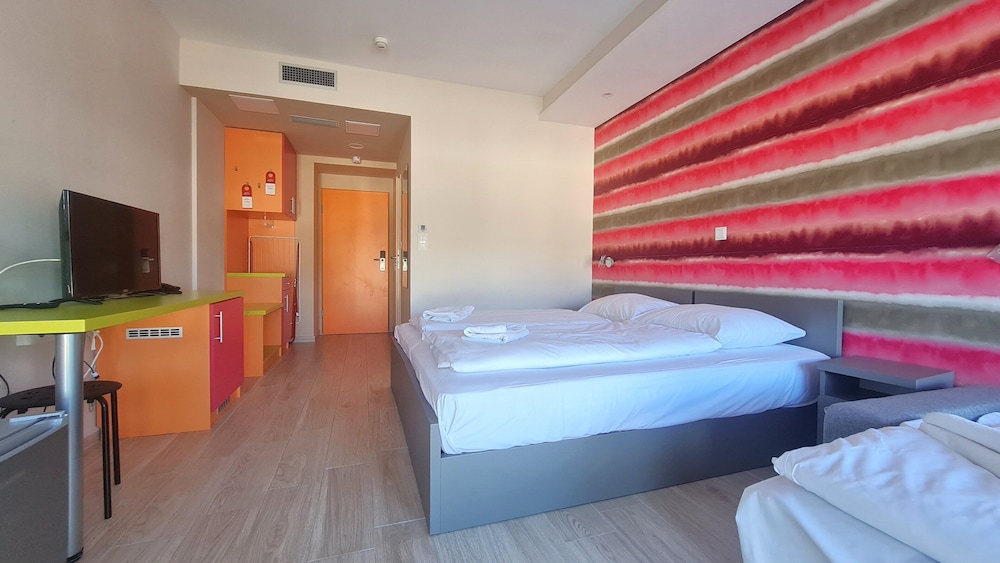 Comfort Quadruple Room photo 1
