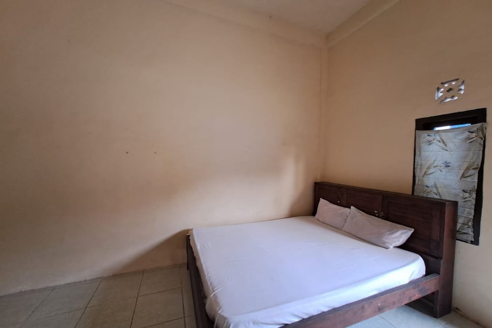Basic Double Room photo 1
