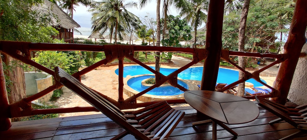 Junior Suite, Ocean View, Sea Facing (n 7)