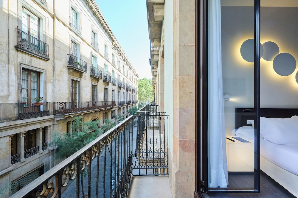 City Double Room Single Use (Classic Barcelona) photo 3