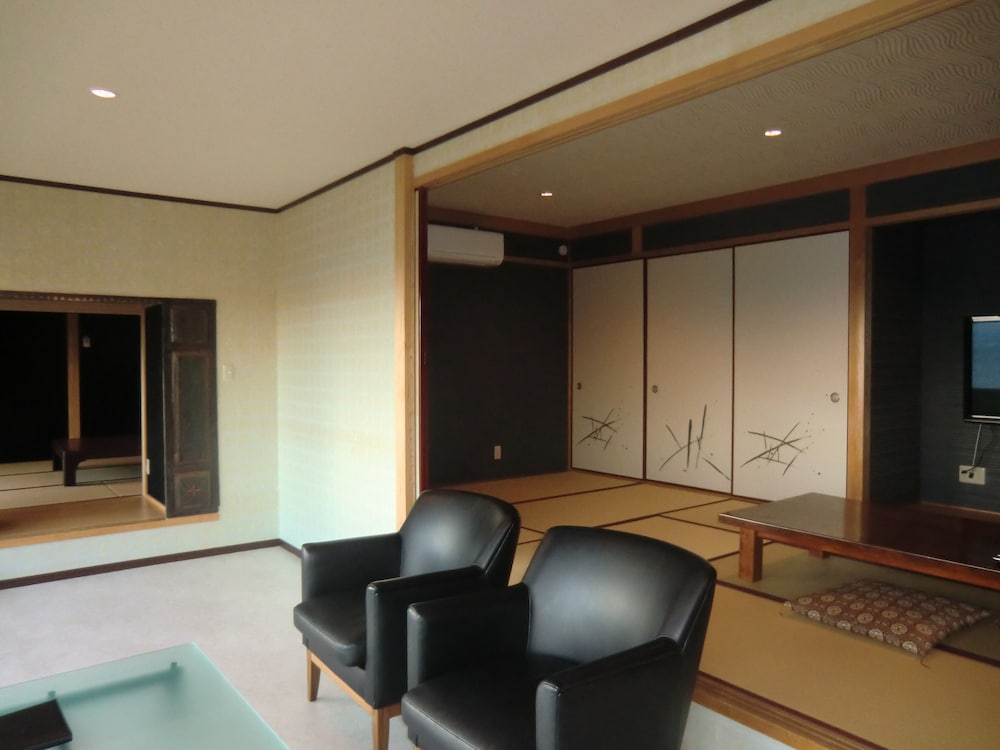 Royal Suite Room, Natural Hot Spring With Private Open-Air Bath photo 1