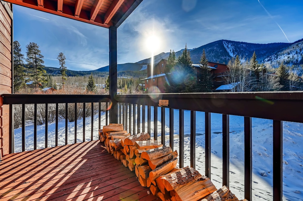 Mountainside, 2 Bedroom - D177 photo 3