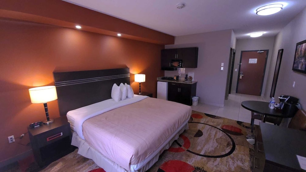 Room, 1 King Bed, Kitchenette photo 1