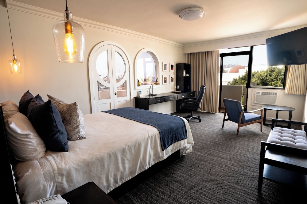 Executive Room photo 2