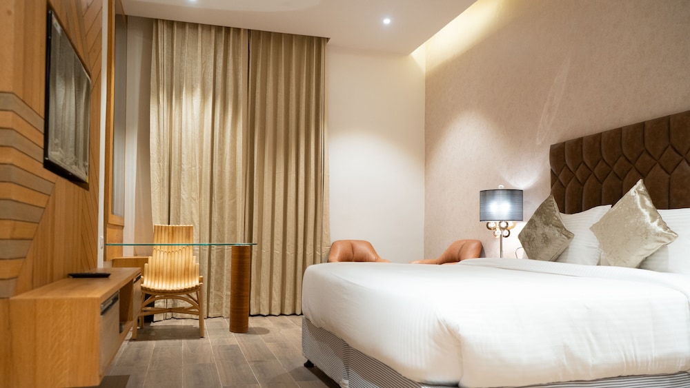 Standard Double Room - Photo 5