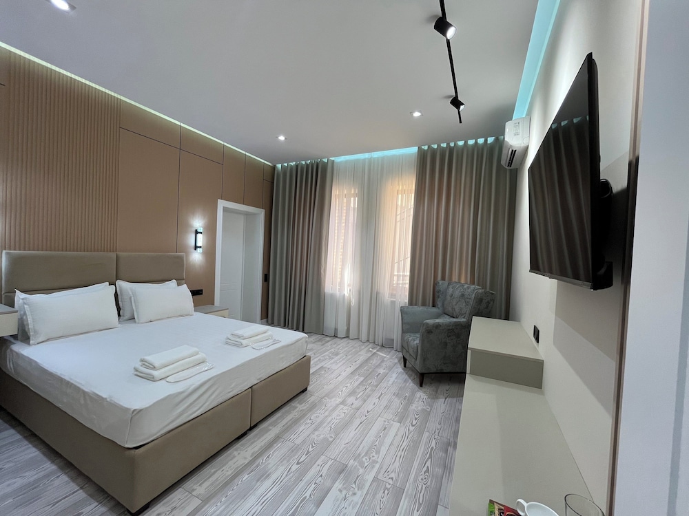Signature Double Room photo 1