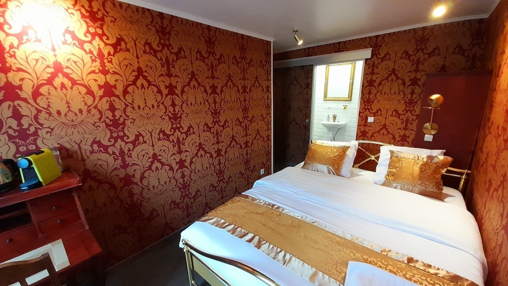 Basic Room photo 2