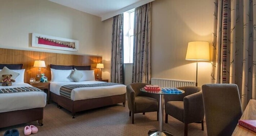 Double & Single Room - Photo 1