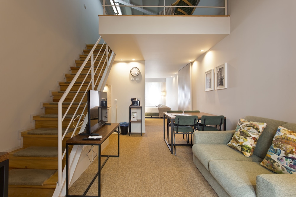 Duplex, 2 Bedrooms