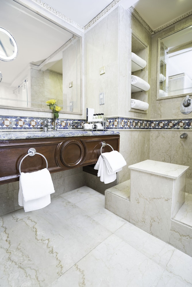 Suite, 2 Bedrooms (Haram View) thumbnail 5