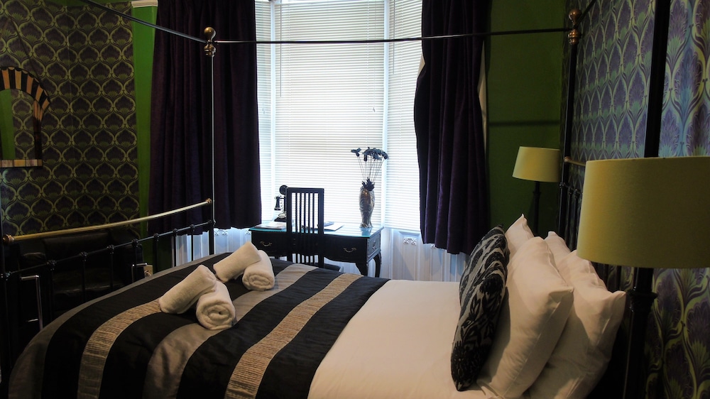 Double Room (Ground Floor) photo 2