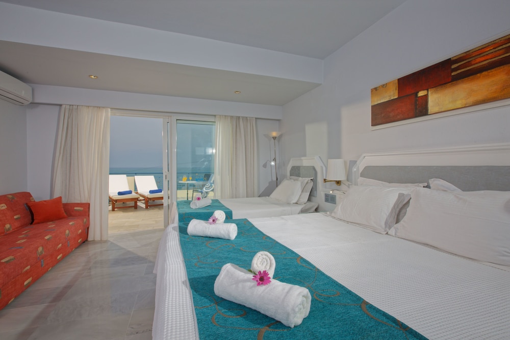 Suite, 1 Bedroom, Private Pool, Sea View photo 1