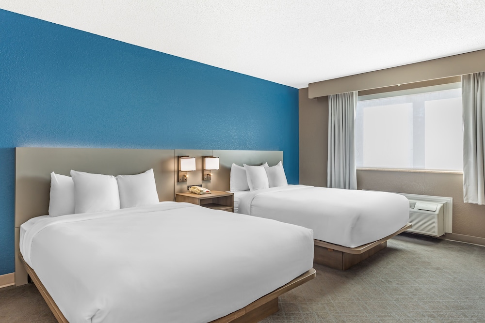 Suite, Multiple Beds, Accessible, Non Smoking - Photo 2