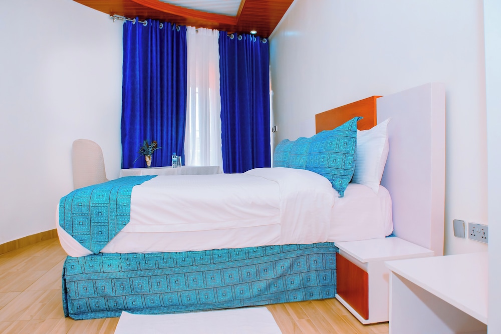 Single Room, Balcony, Lake View
