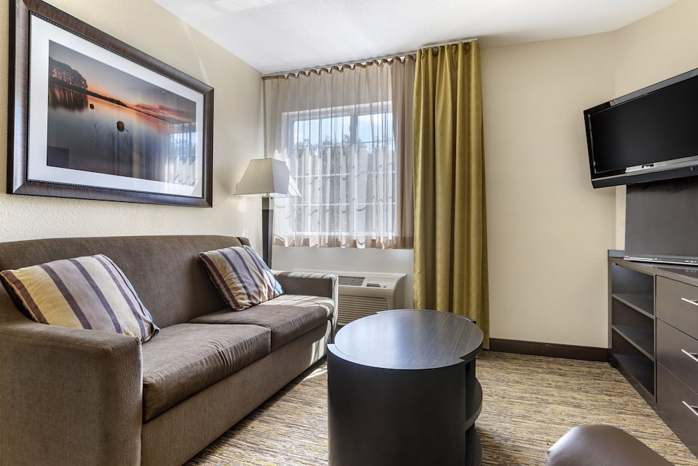 Suite, 1 Bedroom, Accessible Bathtub (Communications, Mobility) - Photo 4