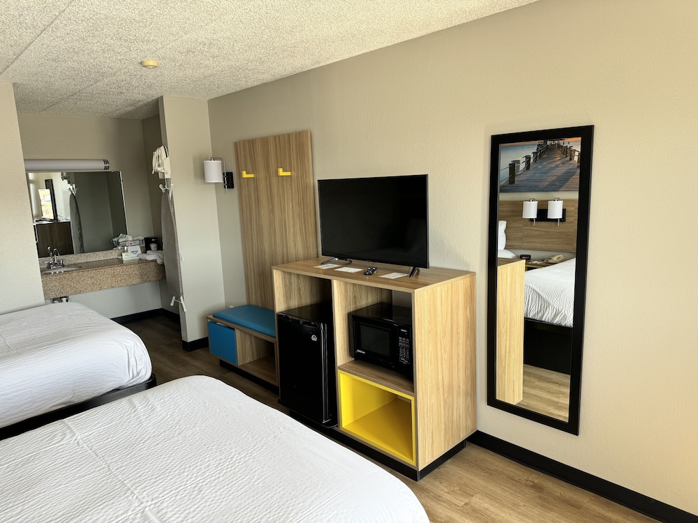 Double Room, 2 Double Beds - Photo 1