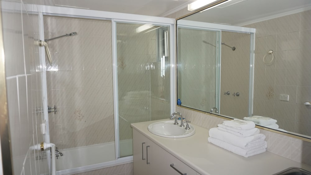Superior Apartment, Non Smoking, Kitchen (2BR Ocean View 2N) photo 2