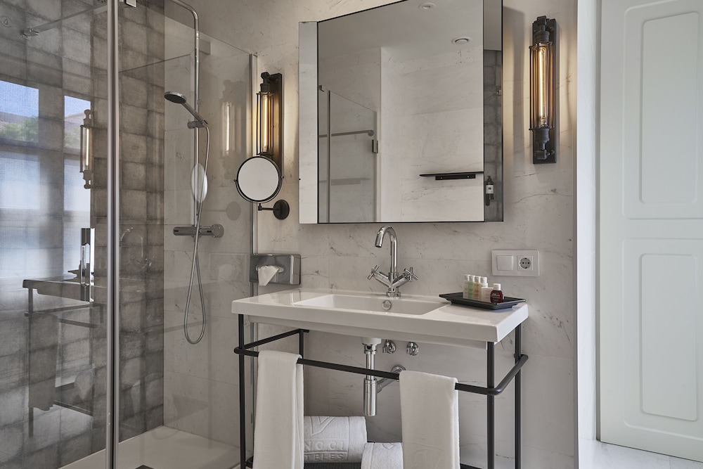 Junior Suite, Ground Floor - Photo 7