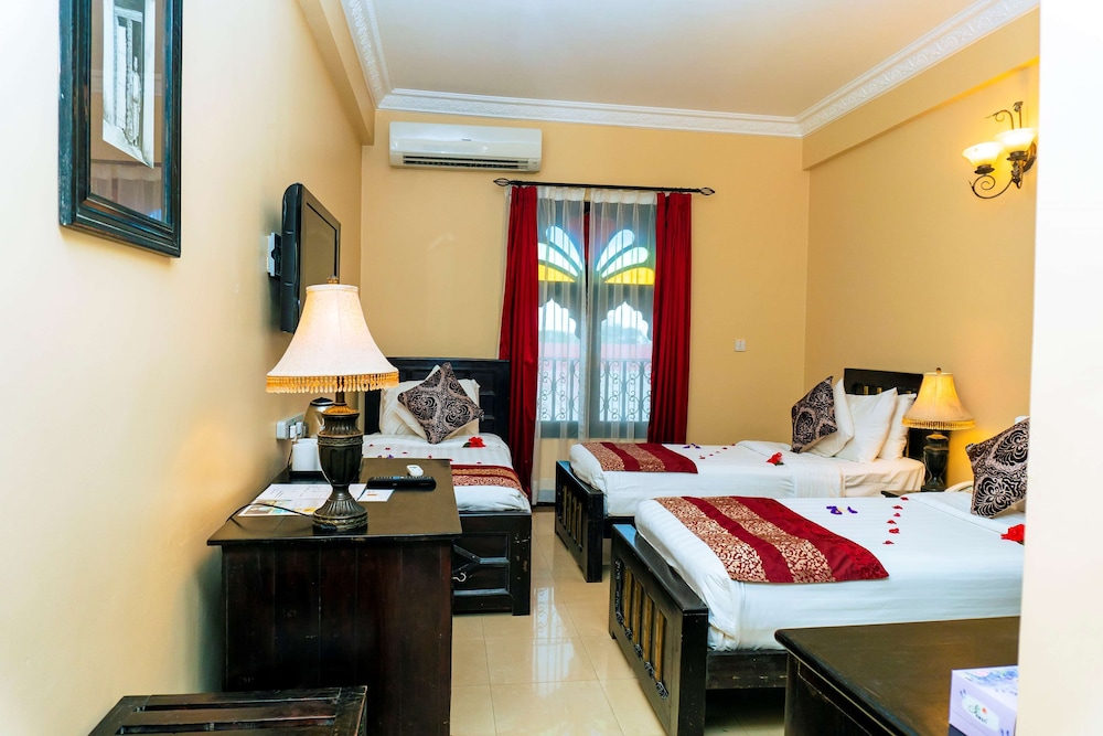 Deluxe Room, 1 Double Bed - Photo 3