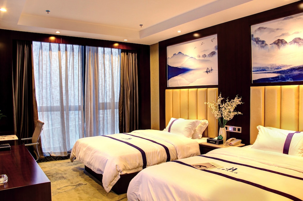 Deluxe Twin Room photo 1