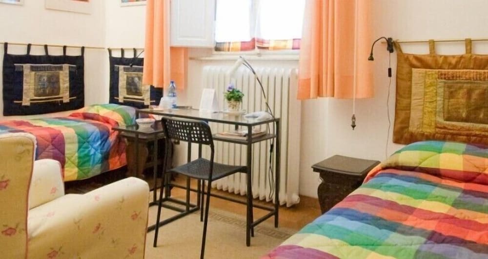 Double Or Twin Room, Ensuite (Santa Maria)