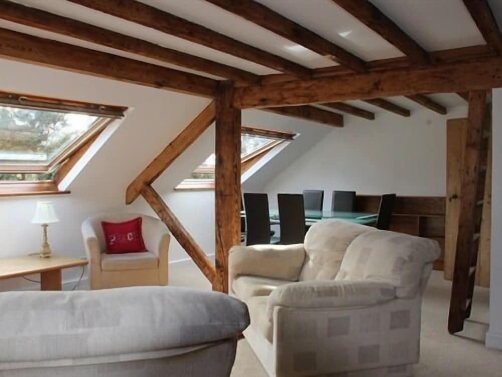 Apartment, Private Bathroom (2-bedrooms Low ceilings) photo 2