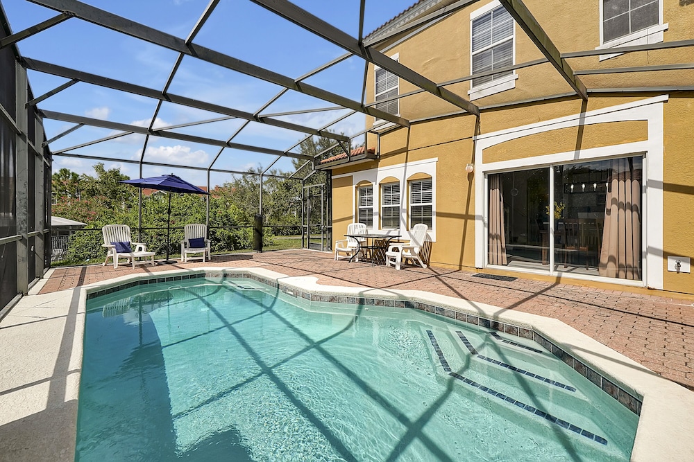 Exclusive Townhome, 4 Bedrooms, Private Pool - Photo 26