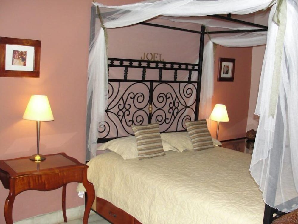 Design Suite, 1 Queen Bed, Accessible, Garden View photo 1