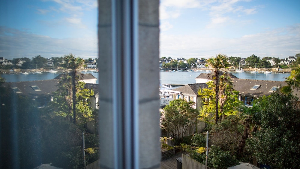 Classic Double Room, Partial Sea View photo 2