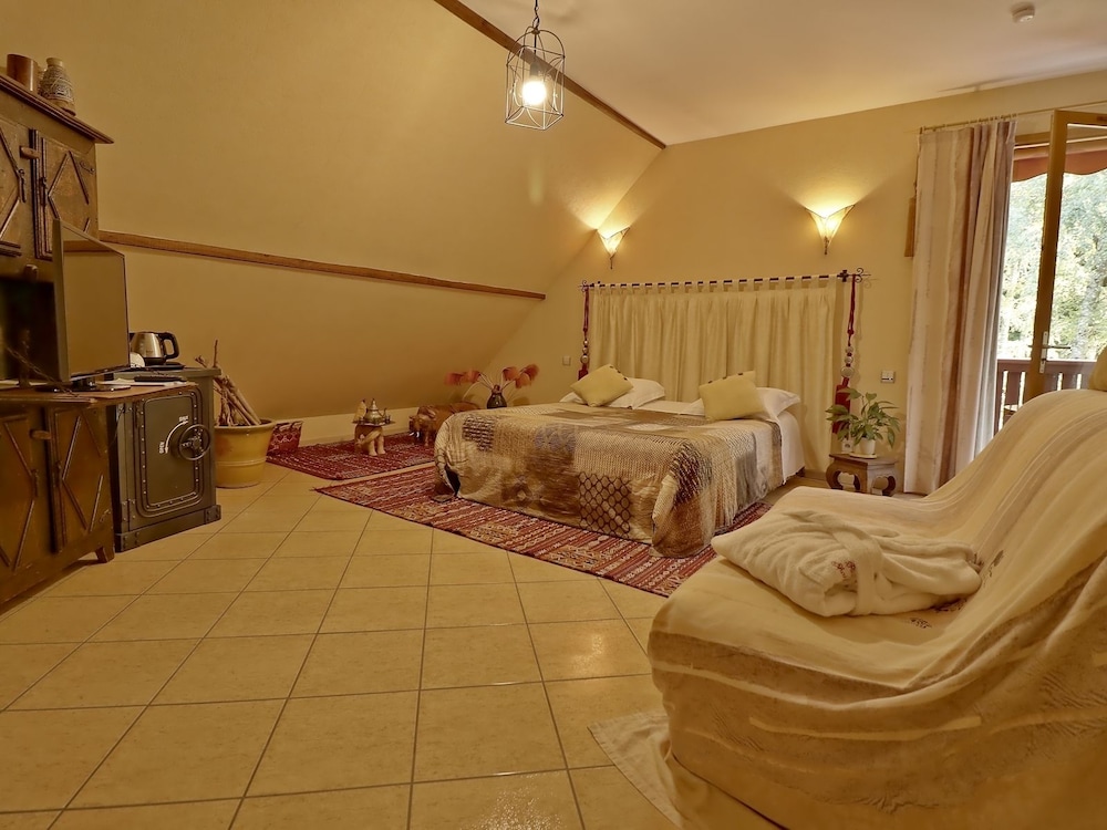 Superior Double Room - Photo 4