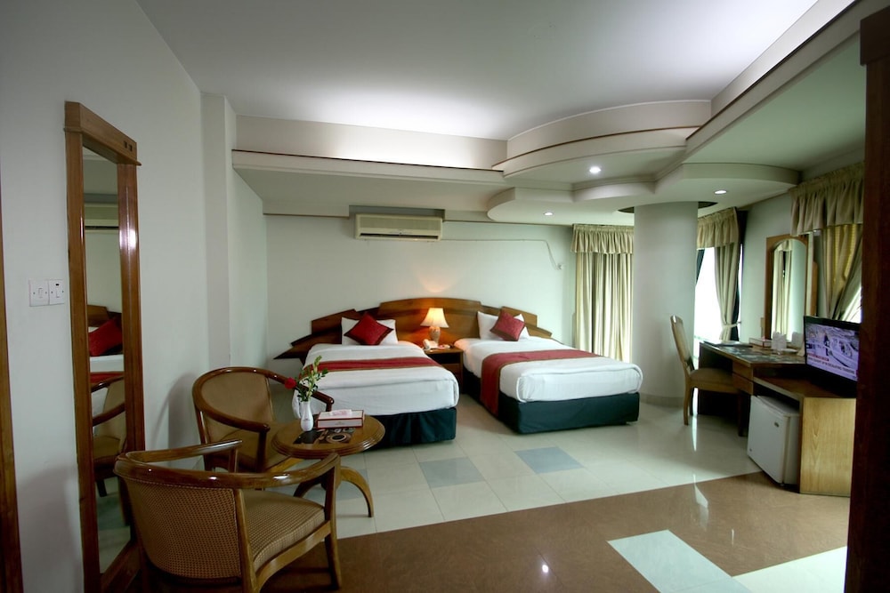 Twin Room (Super Deluxe) photo 1